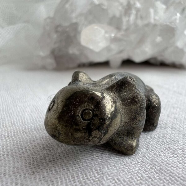 Iron pyrite axolotl - Image 3