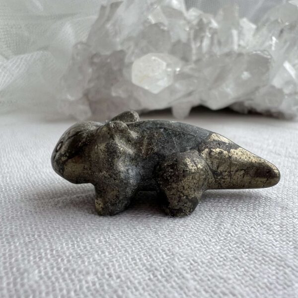 Iron pyrite axolotl - Image 4
