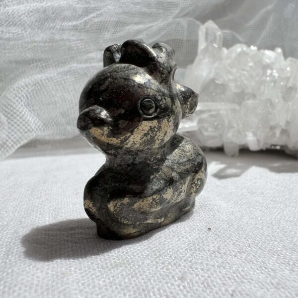 Iron pyrite reindeer - Image 3