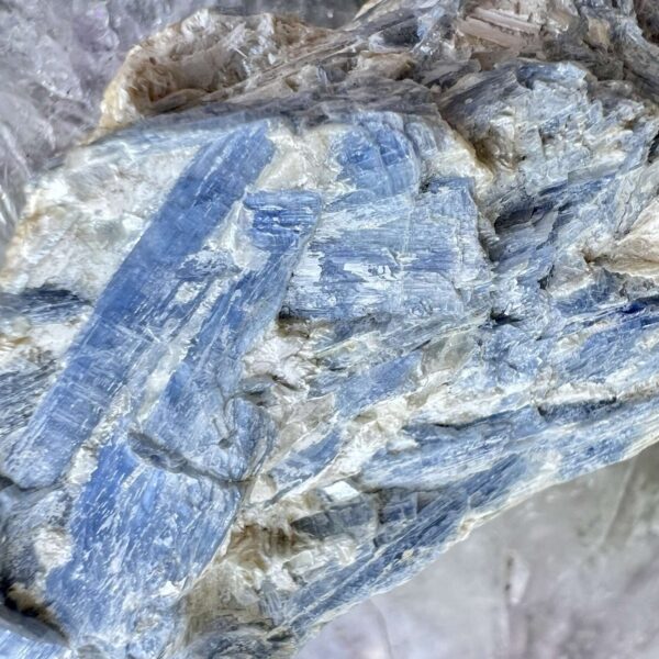 Blue kyanite - Image 2