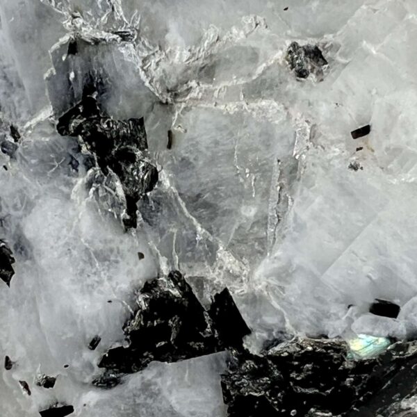 Rainbow moonstone heart - Image 3