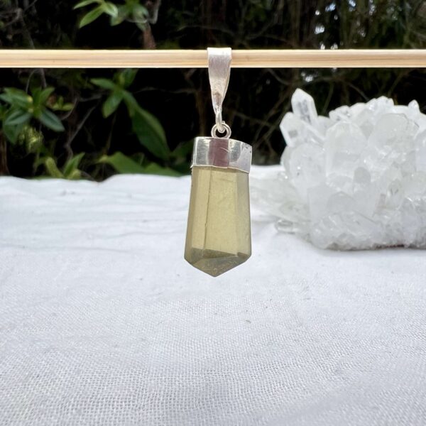 Lemon quartz pendant - Image 2