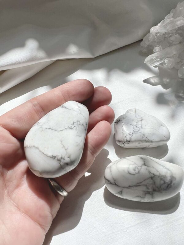Howlite - Image 2