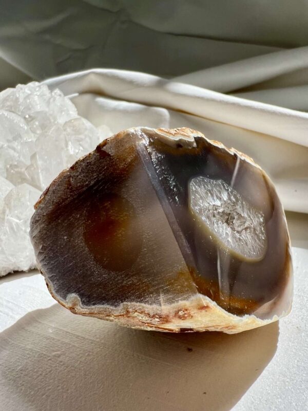 Agate half geode - Image 4