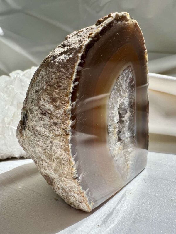Agate half geode - Image 3