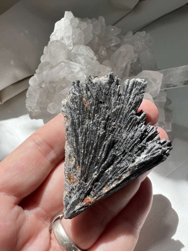 Black kyanite - Image 7