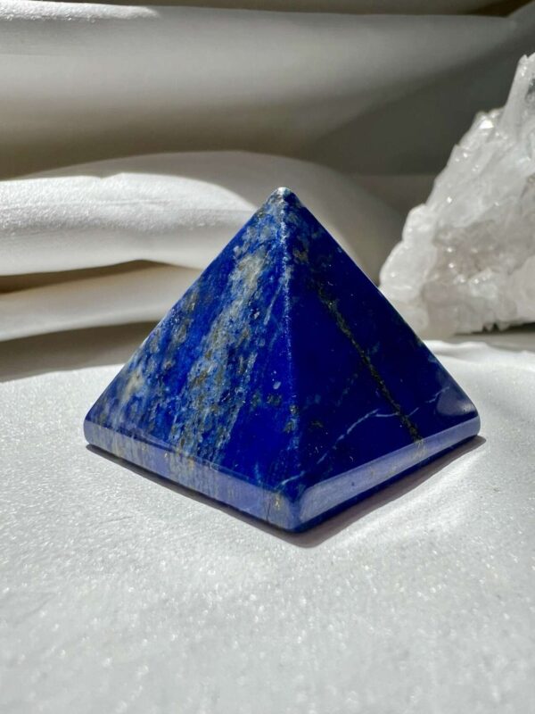 Lapis lazuli pyramid - Image 2