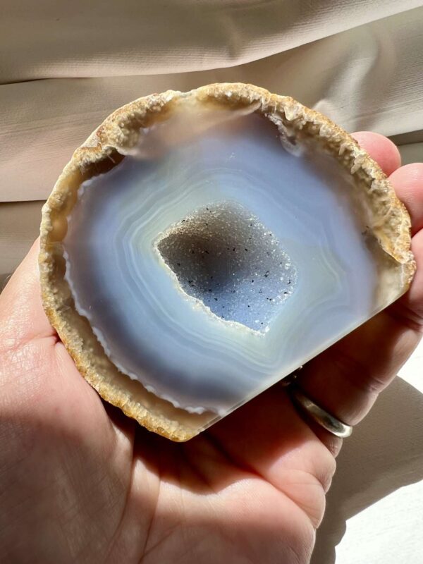 Agate half geode - Image 5