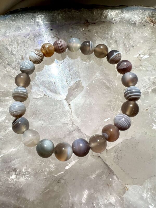 polished 8 mm bead Botswana agate bracelet crystal jewellery