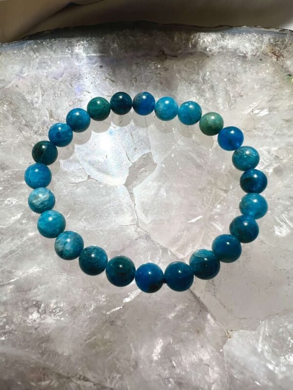 blue apatite bracelet 8 mm apatite beads crystal jewellery