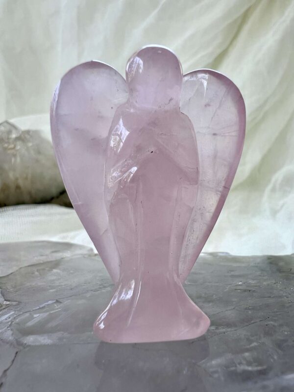 Rose quartz angel - Image 2