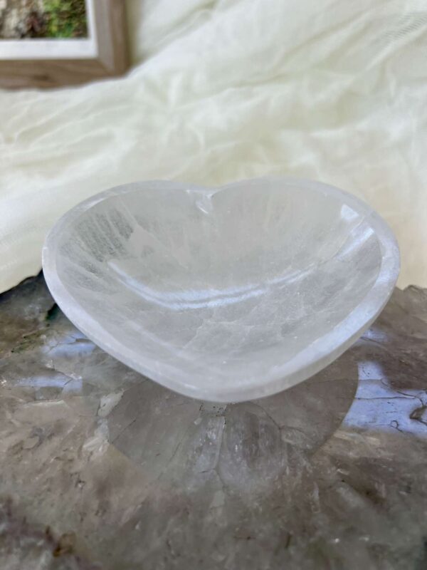 selenite bowl heart shaped home ware natural crystal home decoration art piece