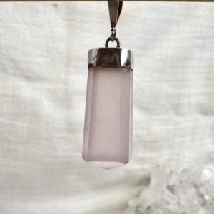 Alternative view of Rose quartz pendant