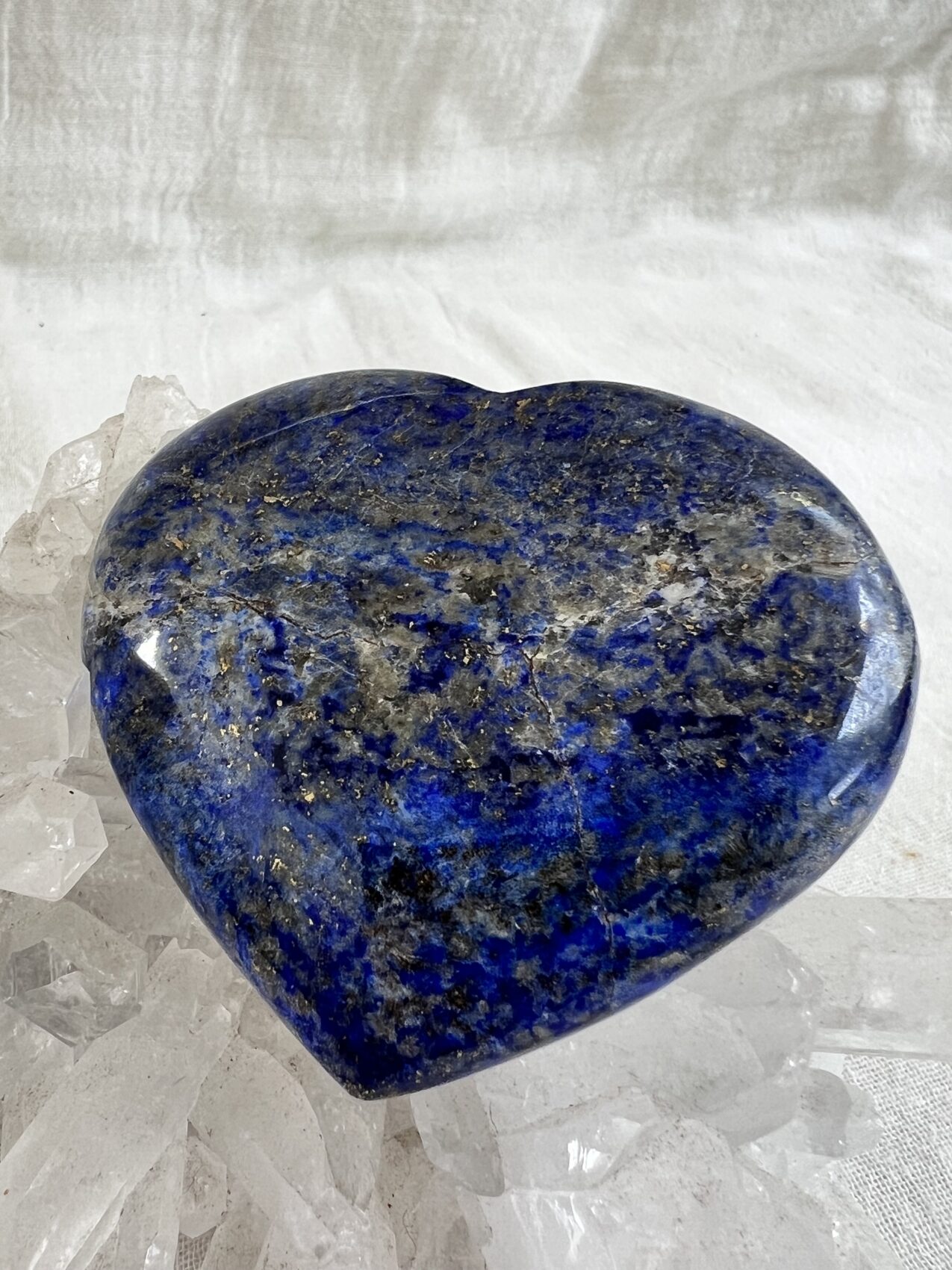 natural lapis lazuli from Afghanistan cut and polished heart shape crystal healing energy