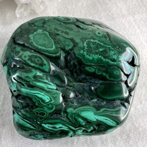 natural polished malachite freeform copper carbonate hydroxide green crystal green mineral