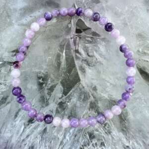 lepidolite bead bracelet mica rich phyllosilicate purple mineral crystal jewellery K(Li,Al)3(Si,Al)4O10(F,OH)2