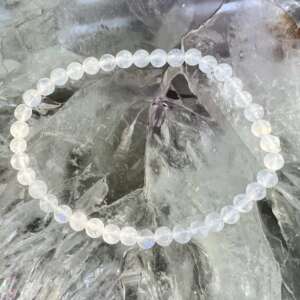 moonstone bracelet natural crystal jewellery round polished beads (Na,Ca)Al1-2Si3O8