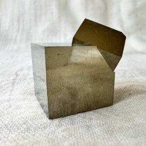 iron pyrite natural cubic clusters of golden iron pyrite Navarre solar plexus manipura protection perfection purity FeS2