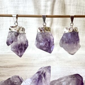 amethyst point pendant natural purple crystal jewellery amethyst necklace ajna third eye chakra sahasrara crown chakra SiO2 crystal shop New Zealand