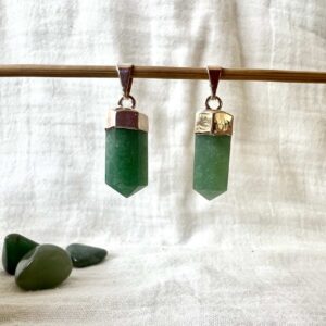 silver plate aventurine pendant green crystal jewellery necklace NewZealand crystal shop quartz and mica SiO2 anahata heart chakra