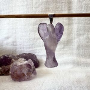 amethyst angel pendant necklace natural purple quartz crystal jewellery SiO2 with manganese sahasrara crown chakra ajna third eye chakra New Zealand crystal shop