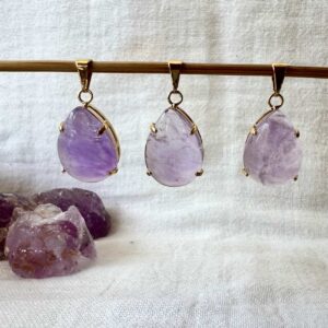 amethyst drop pendant natural purple crystal jewellery amethyst necklace ajna third eye chakra sahasrara crown chakra SiO2 crystal shop New Zealand