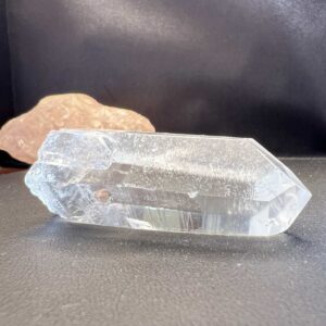 clear quartz point single crystal natural Lemurian point rock crystal shop new zealand Aotearoa