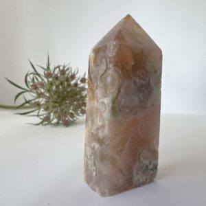 Alternative view of Agate obelisk