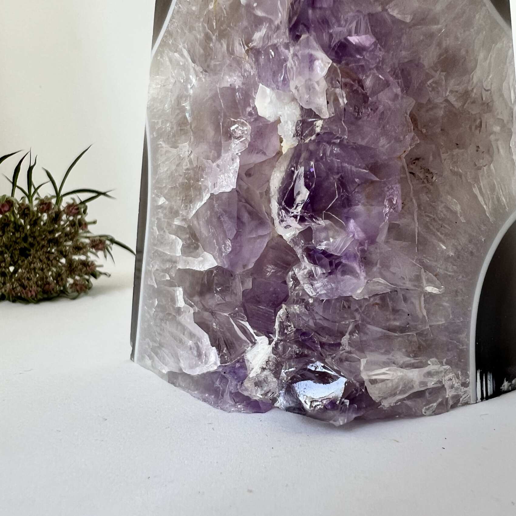 Amethyst obelisk - Image 3