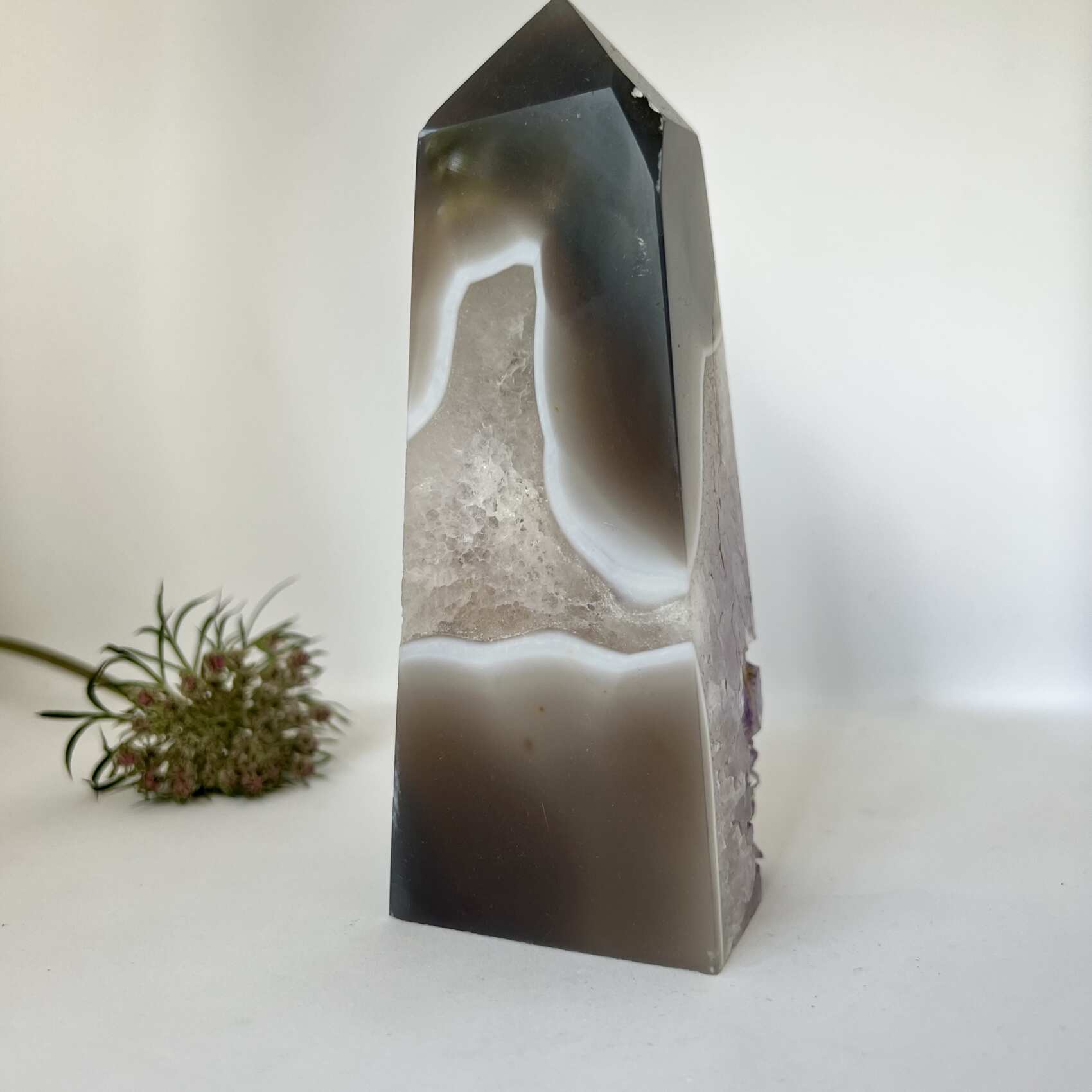 Amethyst obelisk - Image 5