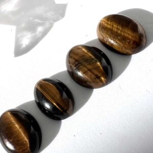 golden tiger eye cabochon gemstone jewellery crystal healing NZ energy cleansing crystals chakra crystals NZ meditation stones spiritual gifts NZ Aotearoa